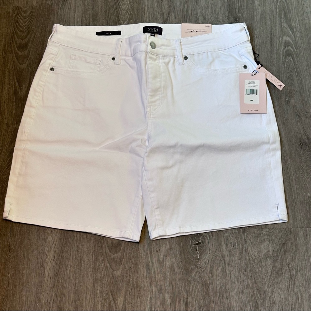 NYDJ | Women's 16P | White Jean ‘Ella’ Shorts - NWT!